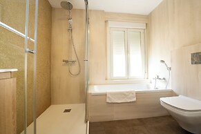 Plaza Mina Suites - Adults Recommended