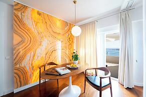 Plaza Mina Suites - Adults Recommended