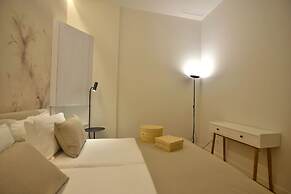 Plaza Mina Suites - Adults Recommended