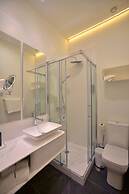 Plaza Mina Suites - Adults Recommended