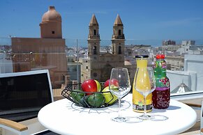 Plaza Mina Suites - Adults Recommended