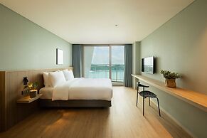 The Week& Resort