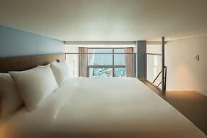 The Week& Resort