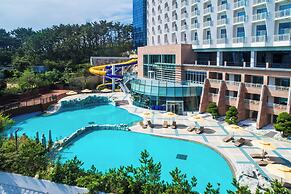 The Week& Resort