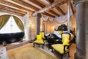 Elysion Cave Suites