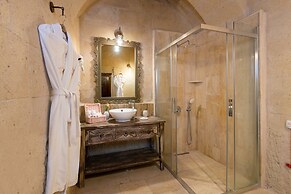 Elysion Cave Suites