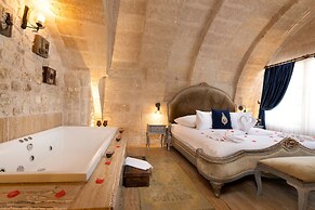 Elysion Cave Suites
