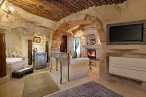 Elysion Cave Suites
