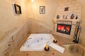 Elysion Cave Suites