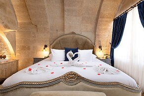 Elysion Cave Suites