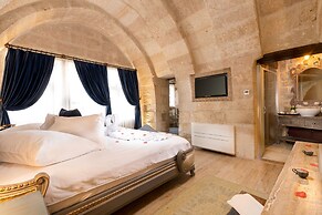 Elysion Cave Suites