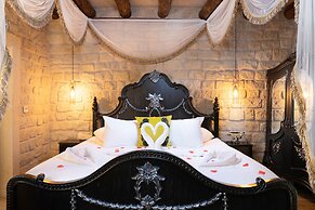 Elysion Cave Suites