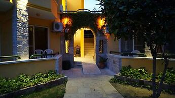Varol Otel