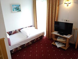 Pension Weirather