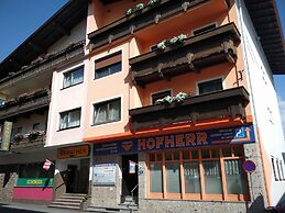 Pension Weirather