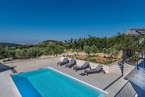 Villa Manda Korina