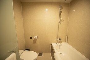 J-One Hotel