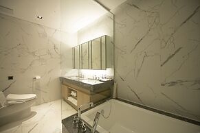 J-One Hotel