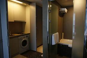 J-One Hotel
