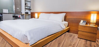 J-One Hotel