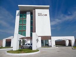 Hotel Reco Inn