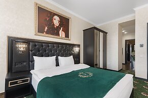 Rai Apartments