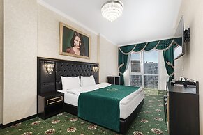Rai Apartments