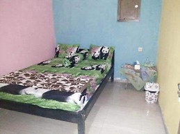 Yunior Guesthouse