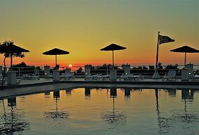 Santorini Camping & Hostel