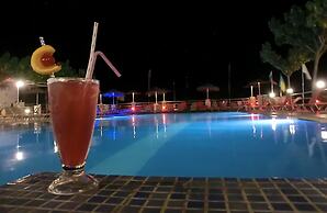 Santorini Camping & Hostel