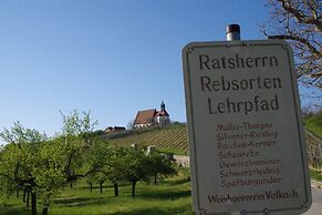 Weingut & Ferienwohnungen Kirch