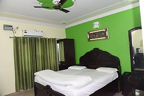 Hotel Aryan