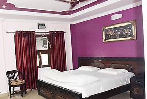Hotel Aryan