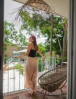 Straw Hat Tulum