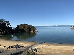 Kaiteriteri Retreat