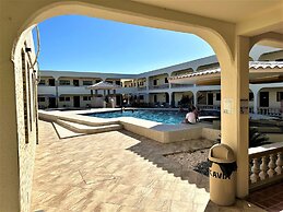 Kavia Meoqui Hotel & Suites
