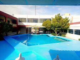 Kavia Meoqui Hotel & Suites