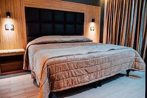 Kavia Meoqui Hotel & Suites