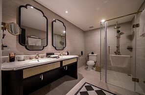 Potique Hotel