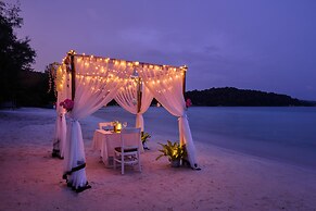 Eden Beach Resort by EHM
