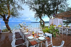 Eden Beach Resort by EHM