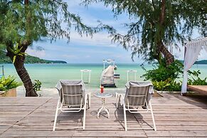 Eden Beach Resort by EHM
