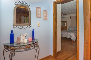 Roatan Ocean View- 2nd Floor 2 Bedroom Apts by RedAwning