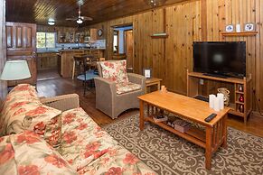 Roatan Ocean View- 2nd Floor 2 Bedroom Apts by RedAwning
