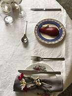 Luxury Cottage Clocktower/royal Hillsborough