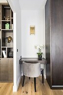 Luxury Apartment Paris Louvre II