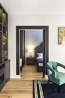 Luxury Apartment Paris Louvre II