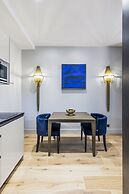 Luxury Apartment Paris Louvre II
