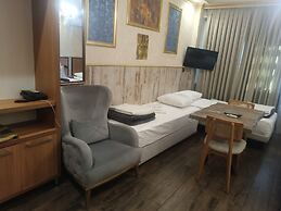 Maranda Boutique