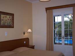 Perros  Hotel